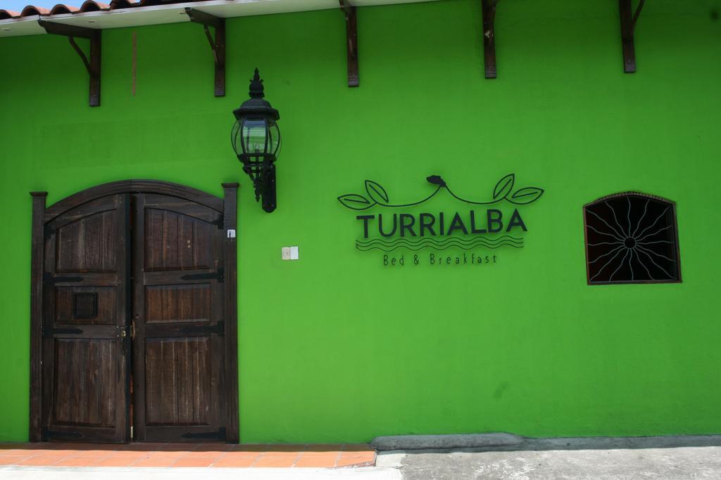 Turrialba Bed & Breakfast Bagian luar foto