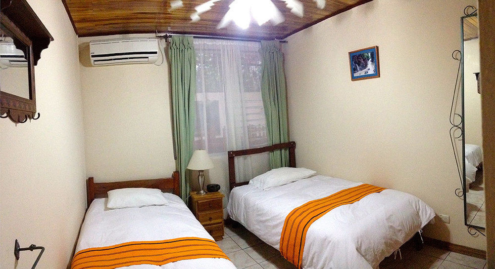 Turrialba Bed & Breakfast Bagian luar foto