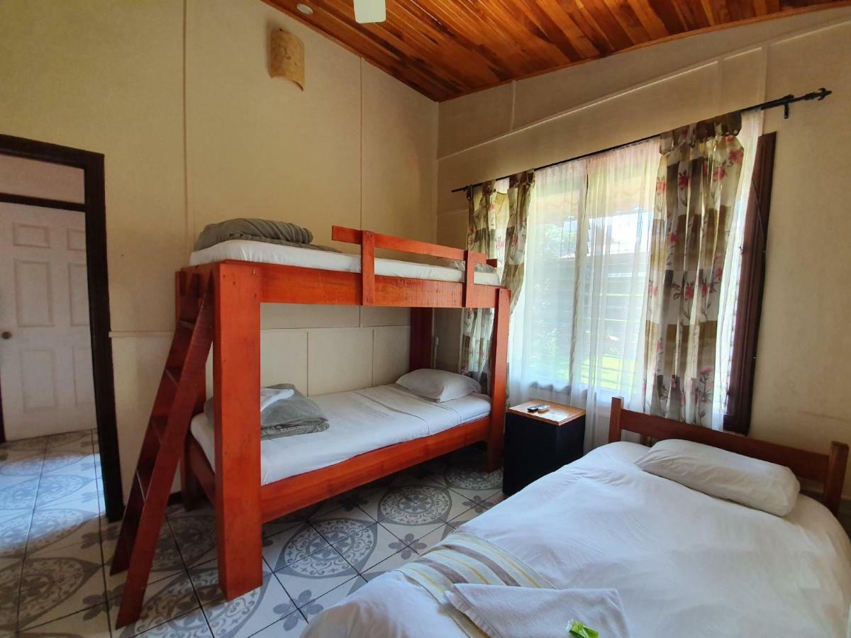 Turrialba Bed & Breakfast Bagian luar foto