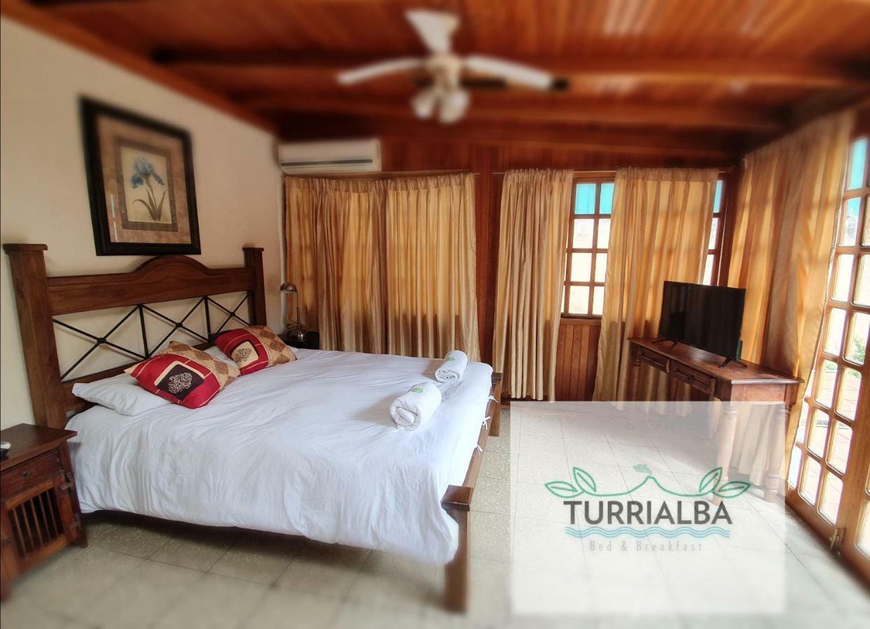 Turrialba Bed & Breakfast Bagian luar foto
